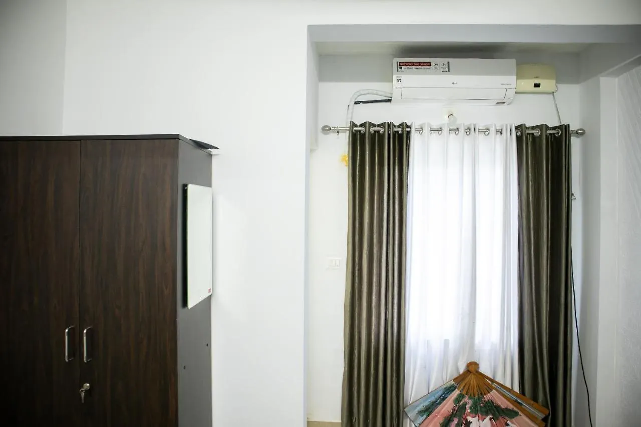 Elite Dharshan H5 - Ac 2 Bhk Apartment Near Guruvayur Temple